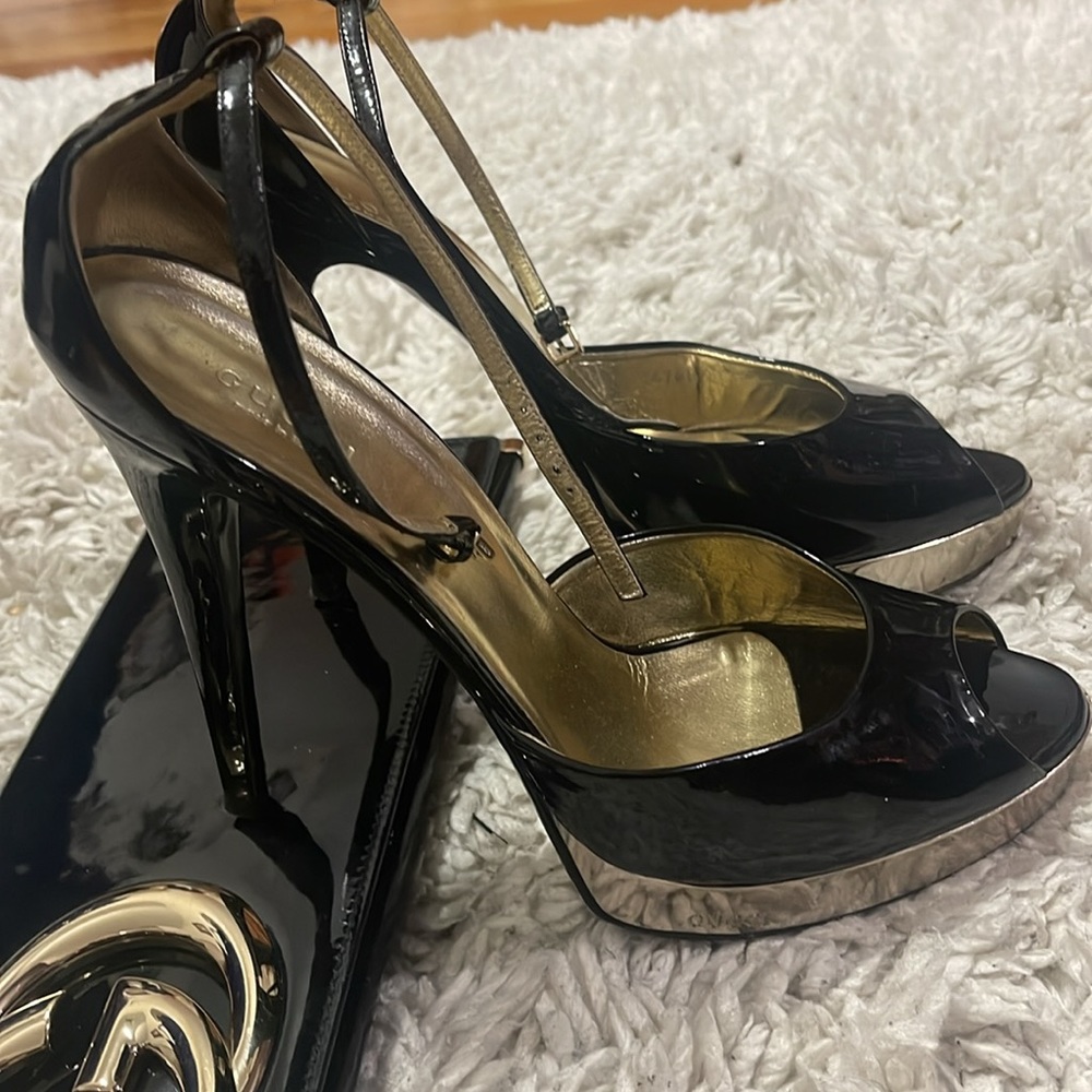 Gucci patent peep toe 5” stiletto mirror platform-Tom Ford collection- 9B
